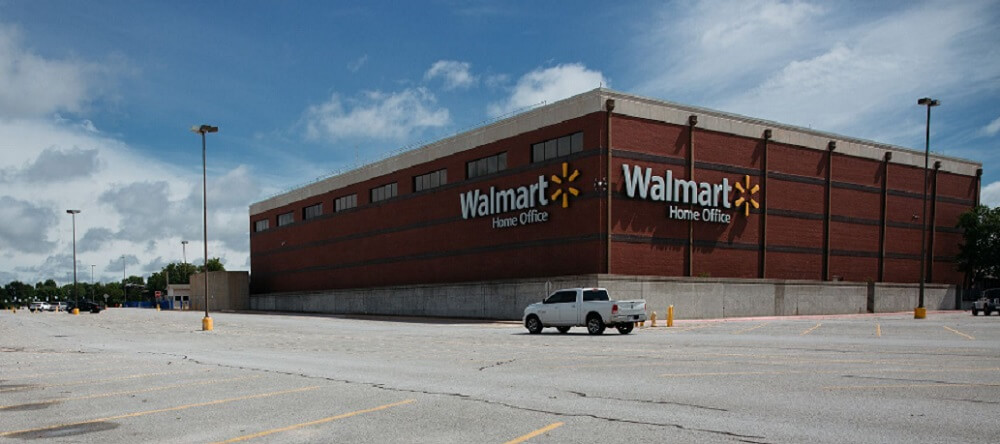 Wal-Mart (World Headquarters of Wal-Mart Stores, Inc., Bentonville, Arkansas, USA)