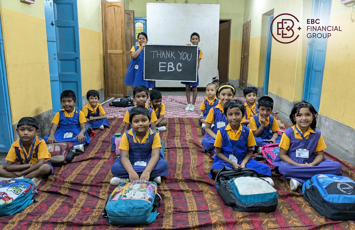 Ramakrishna Vedanta Vidyapith students thank EBC